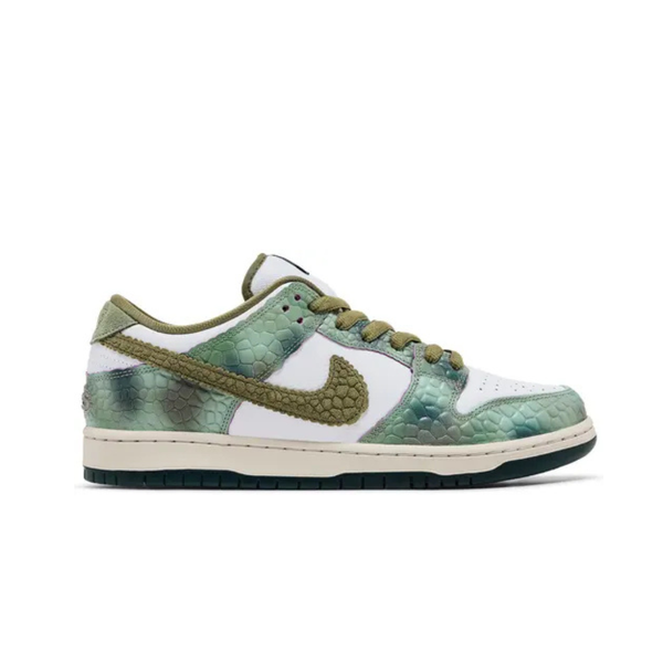 Nike SB Dunk Low Pro 'Chameleon' x Alexis Sablone - reference