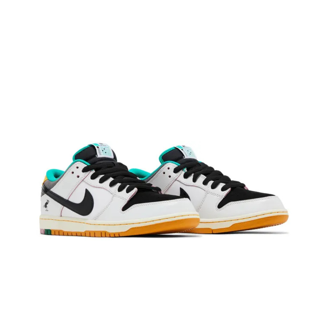 Nike SB Dunk Low CSEF