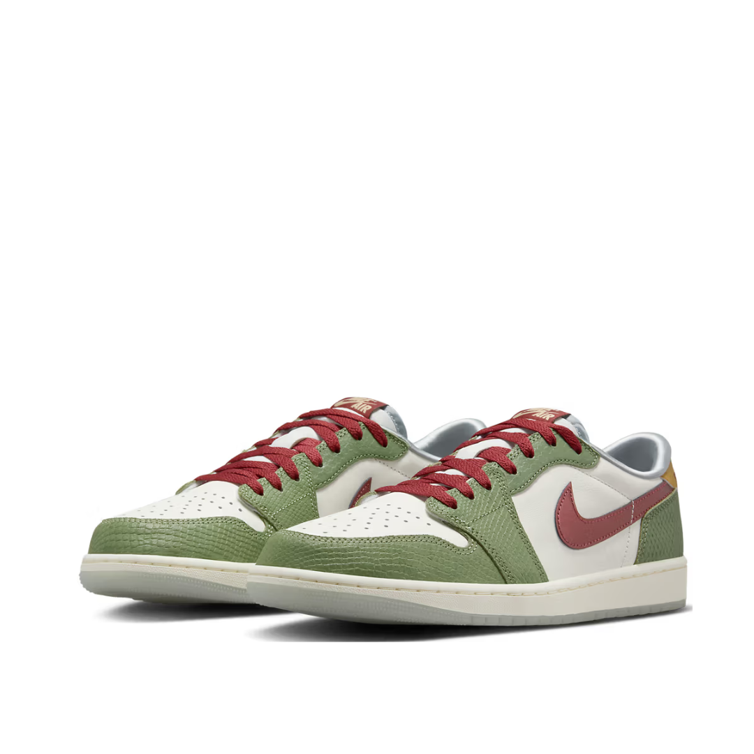 Angled view of Jordan 1 Retro Low OG 'Year of the Dragon'