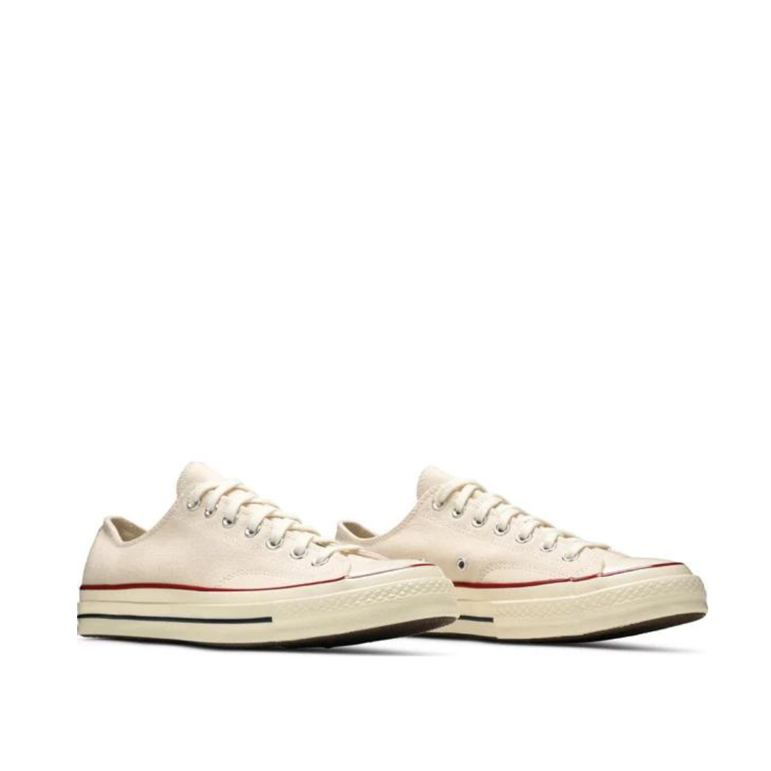 Angled view of Converse Chuck 70s Low Top Parchment