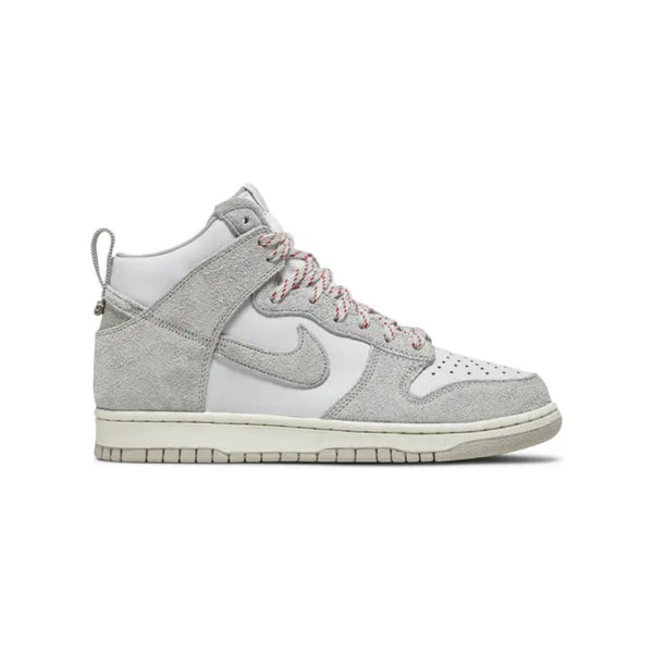 Nike Dunk High Notre Light Orewood Brown