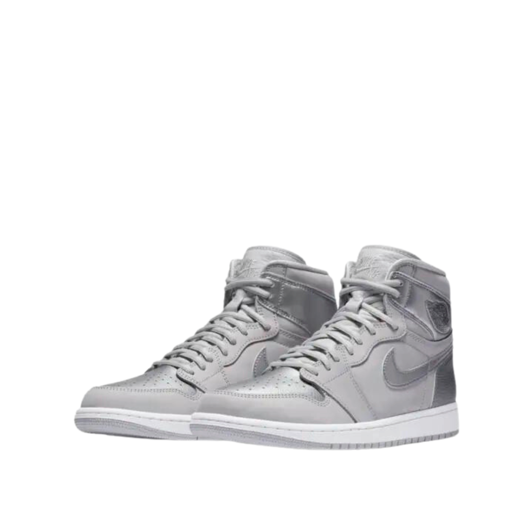 Angled view of Air Jordan 1 Retro High CO Japan