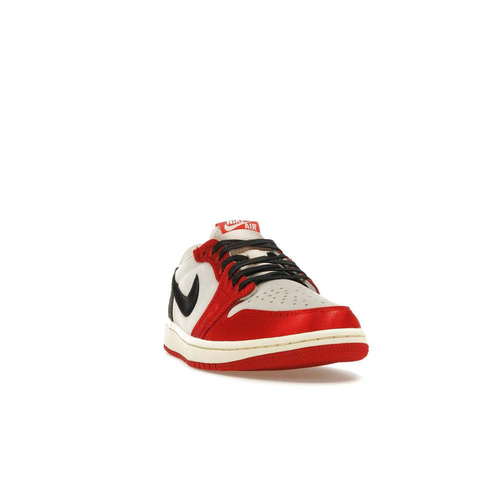 Trophy Room x Air Jordan 1 Low Retro OG SP 'Rookie Card - Away' (10HS Express)