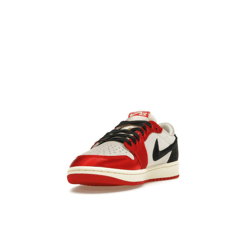 Trophy Room x Air Jordan 1 Low Retro OG SP 'Rookie Card - Away' (10HS Express)