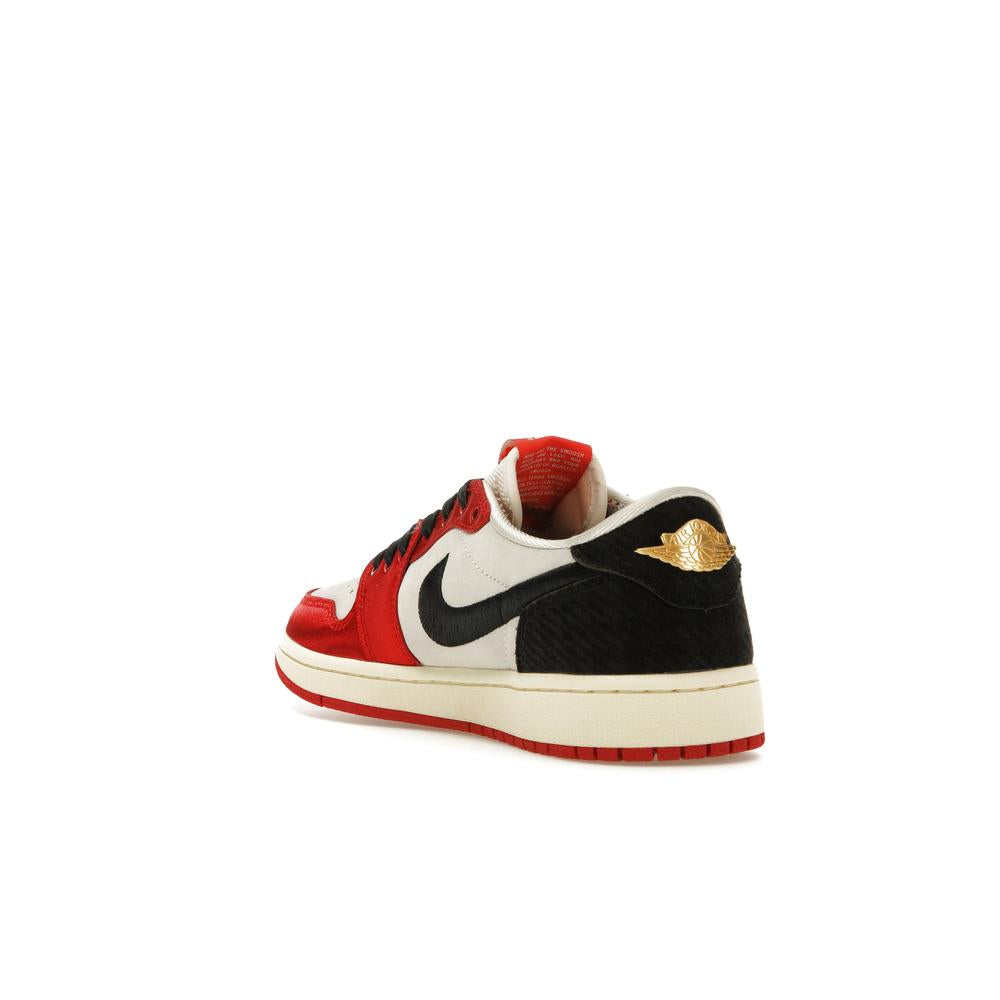 Trophy Room x Air Jordan 1 Low Retro OG SP 'Rookie Card - Away' (10HS Express)