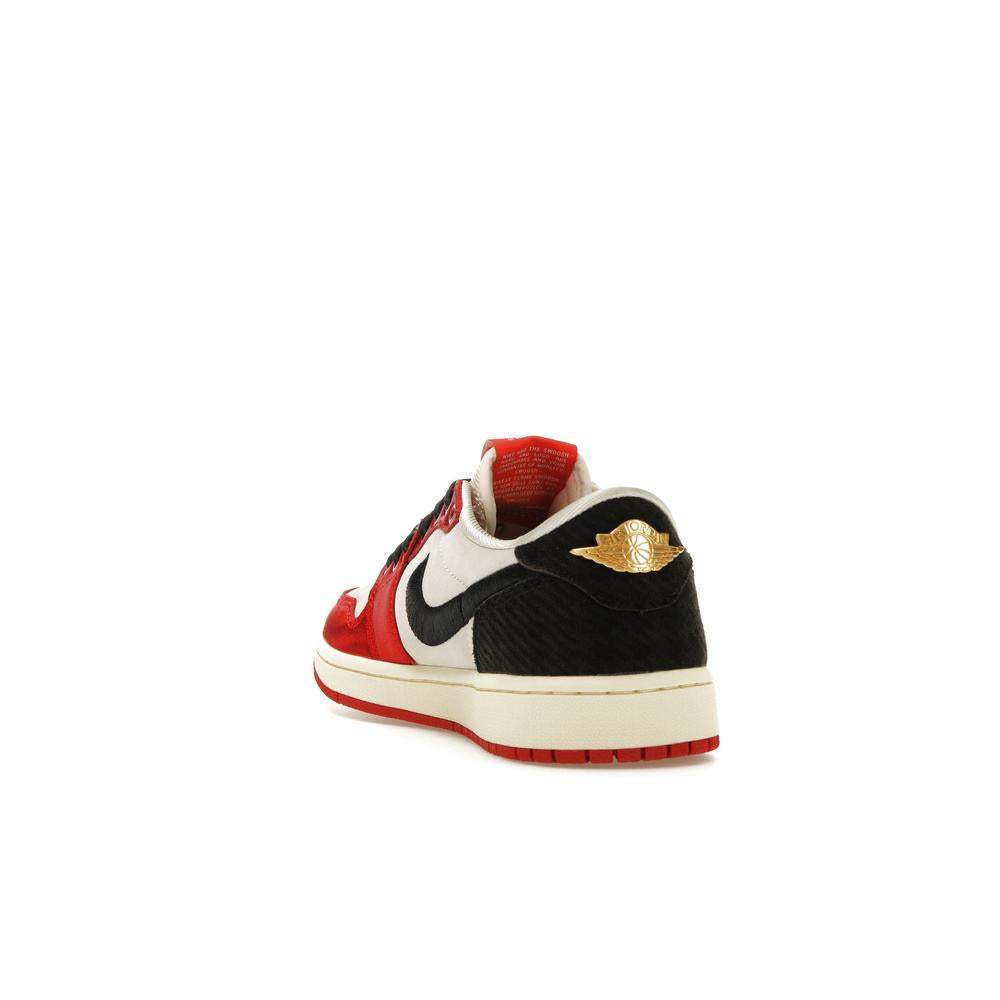 Trophy Room x Air Jordan 1 Low Retro OG SP 'Rookie Card - Away' (10HS Express)