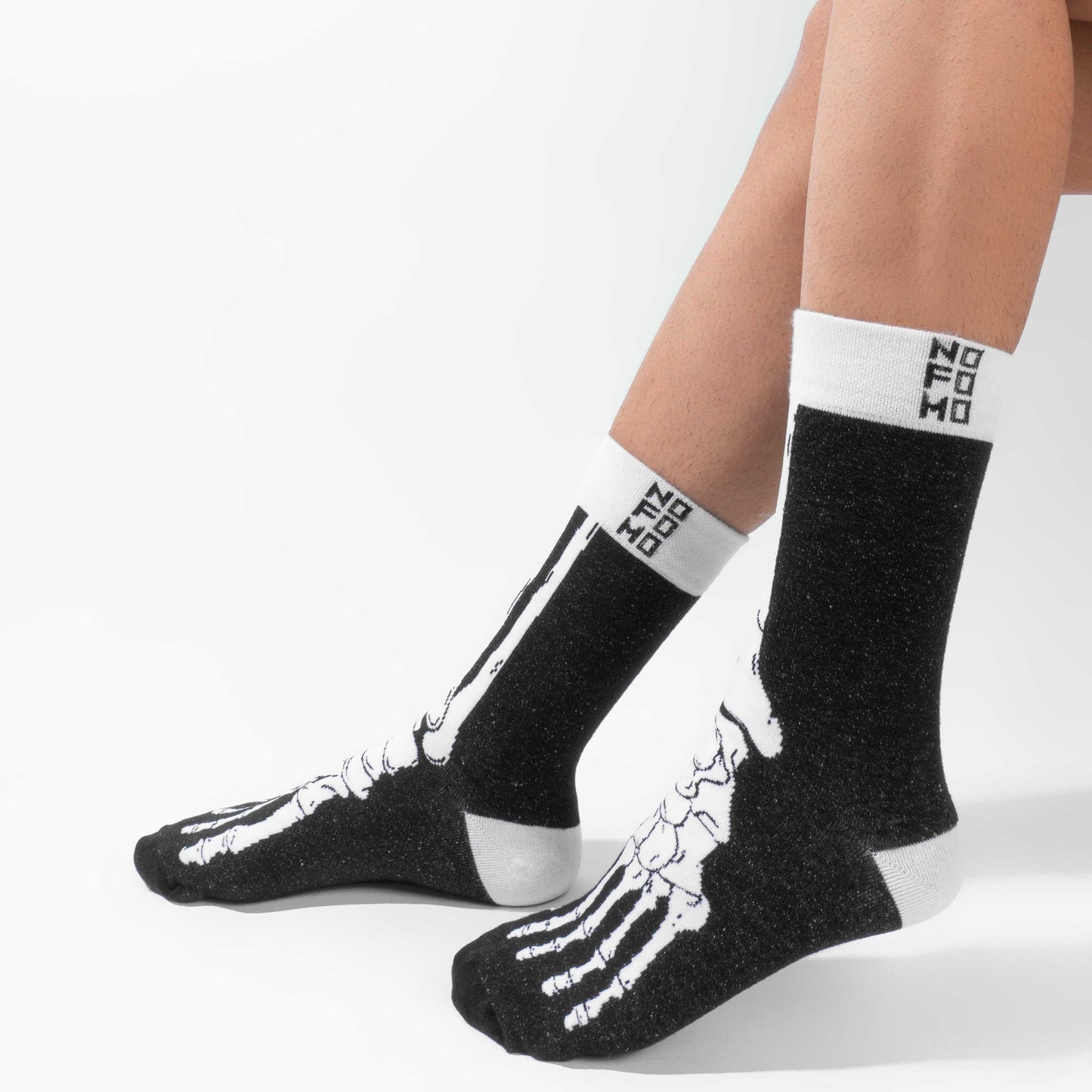 NoFoMo Crew Length Socks X-ray