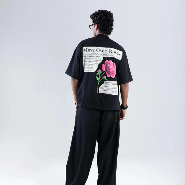 Off Sinners Oversized T-Shirt Black - Move Over Roses - reference