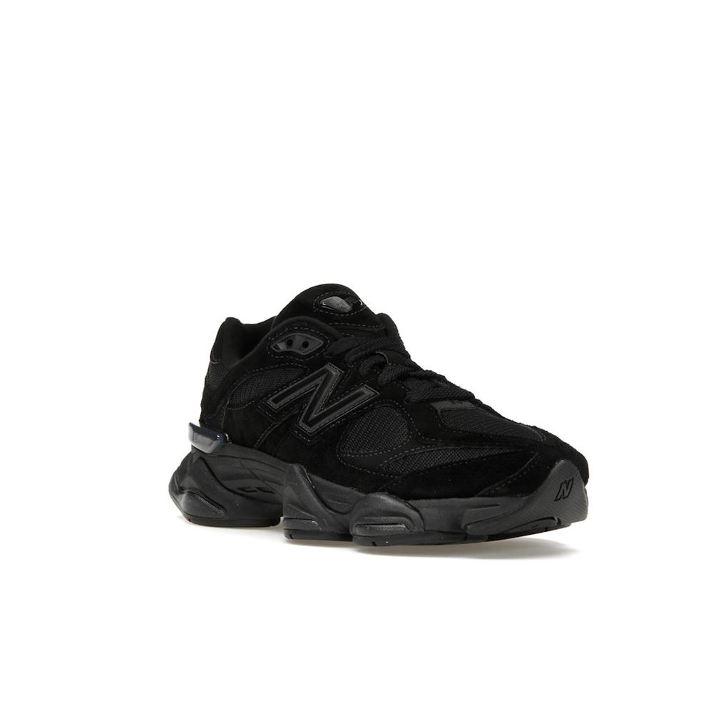 New Balance 9060 Triple Black