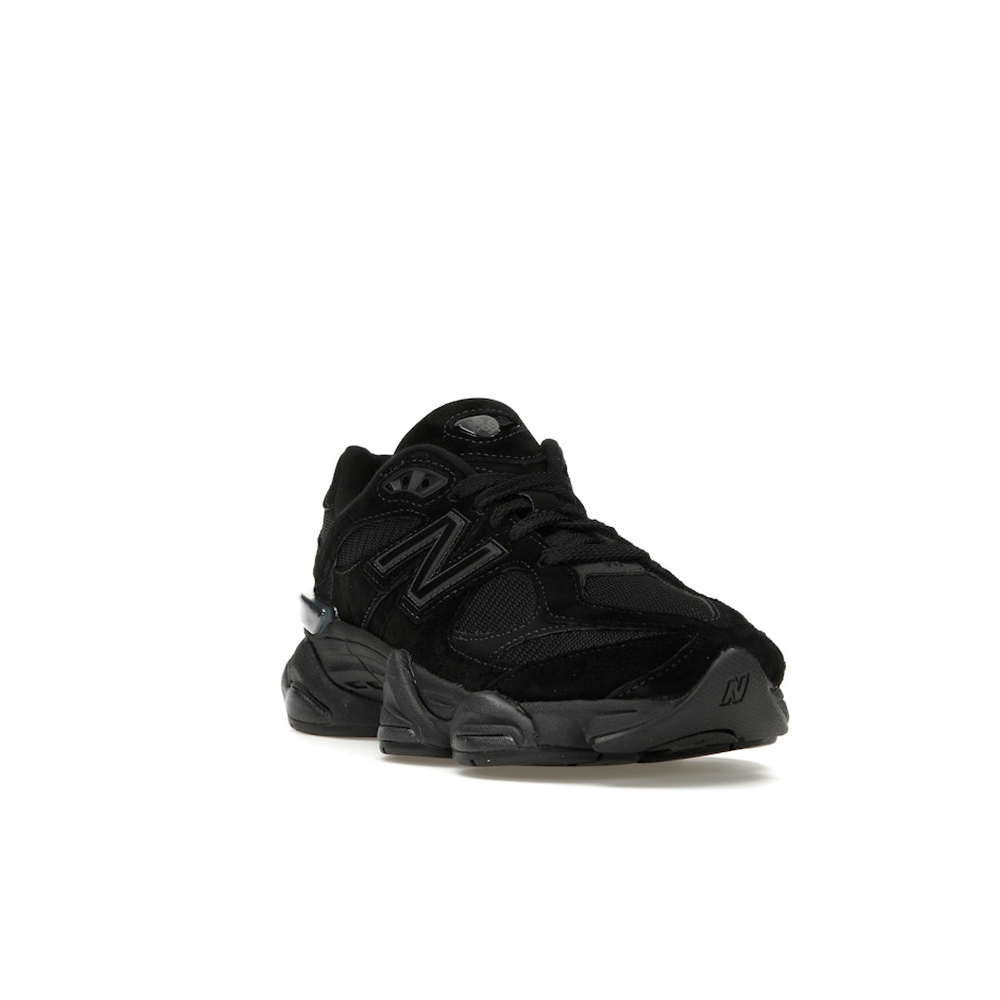 New Balance 9060 Triple Black