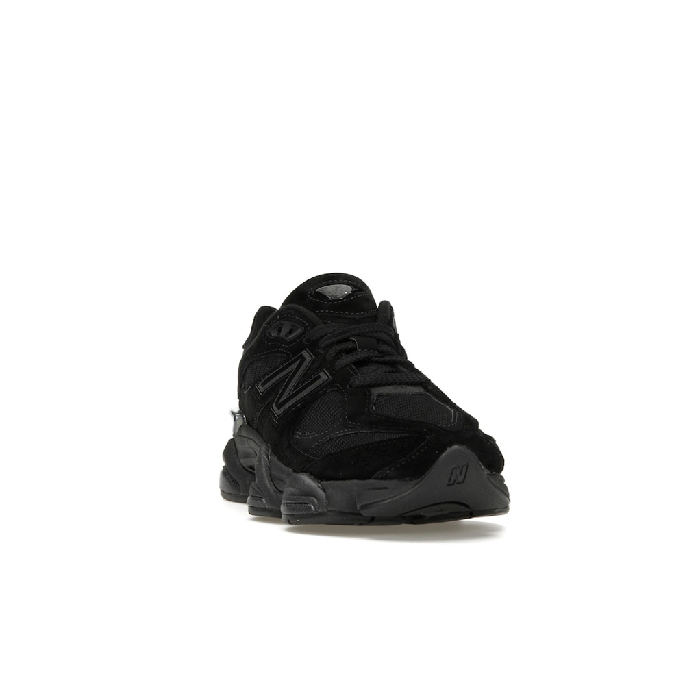 New Balance 9060 Triple Black