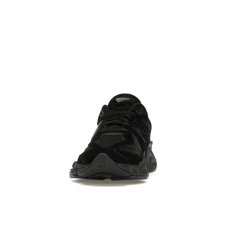 New Balance 9060 Triple Black