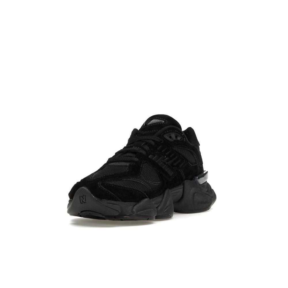 New Balance 9060 Triple Black