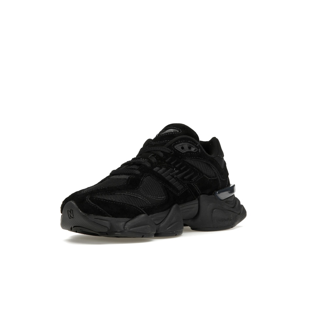 New Balance 9060 Triple Black