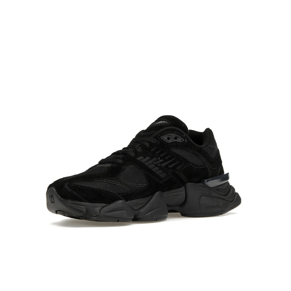 New Balance 9060 Triple Black