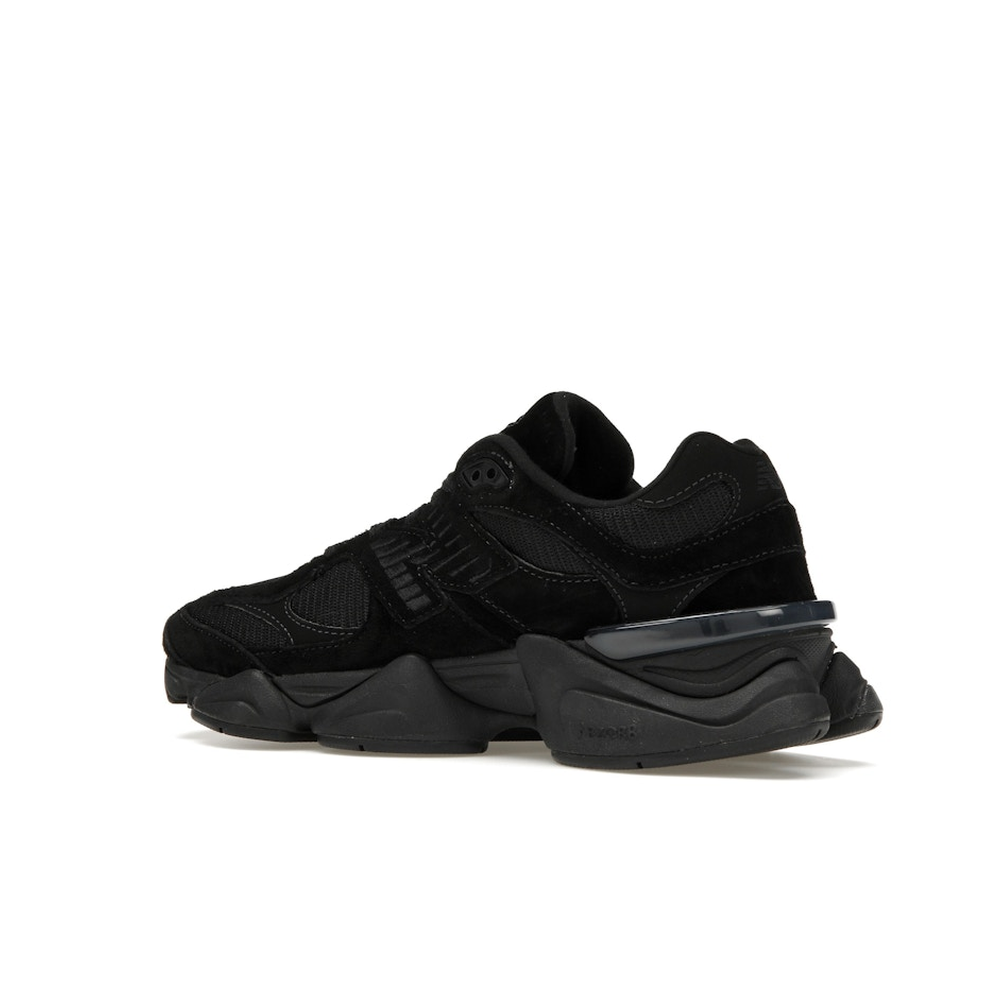 New Balance 9060 Triple Black