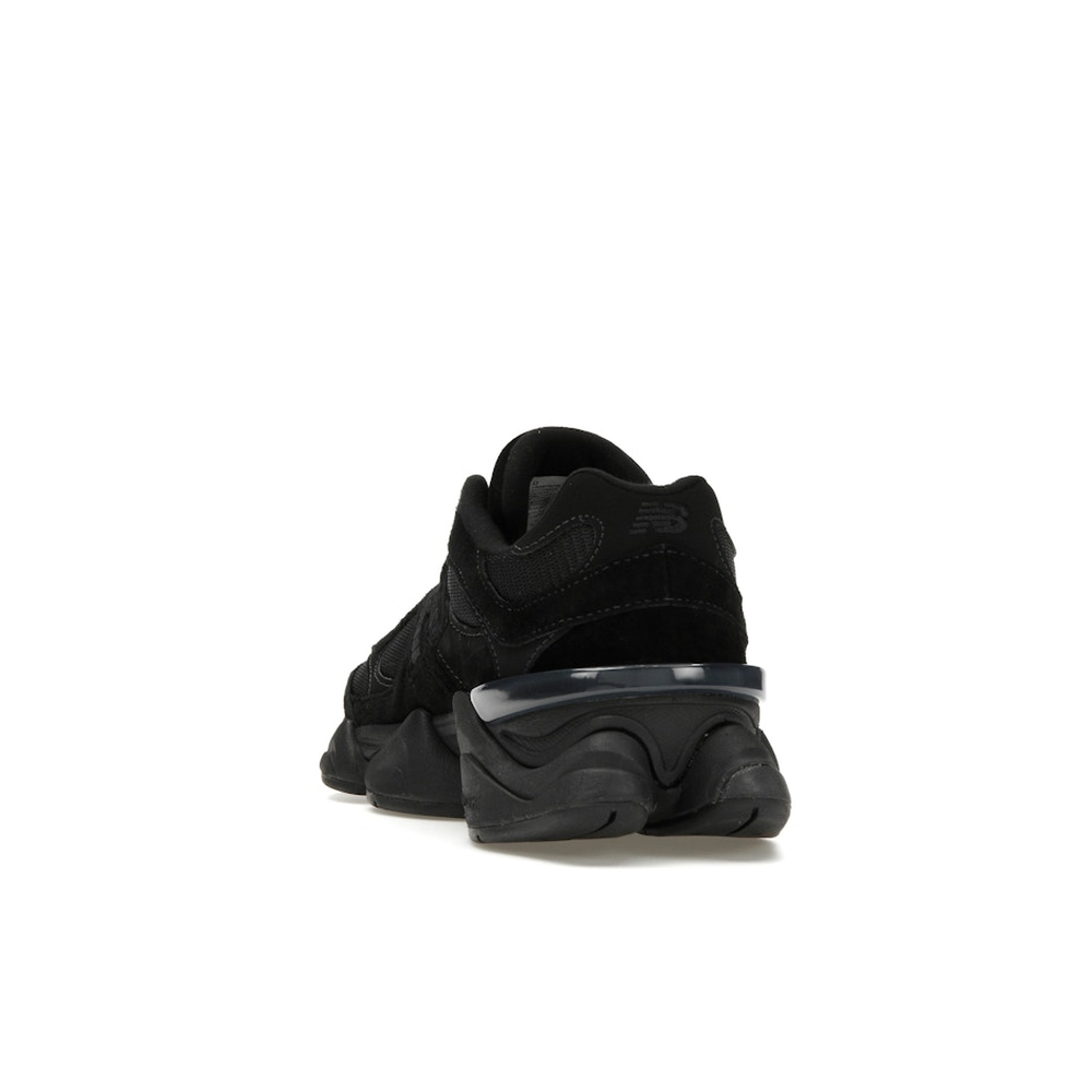 New Balance 9060 Triple Black
