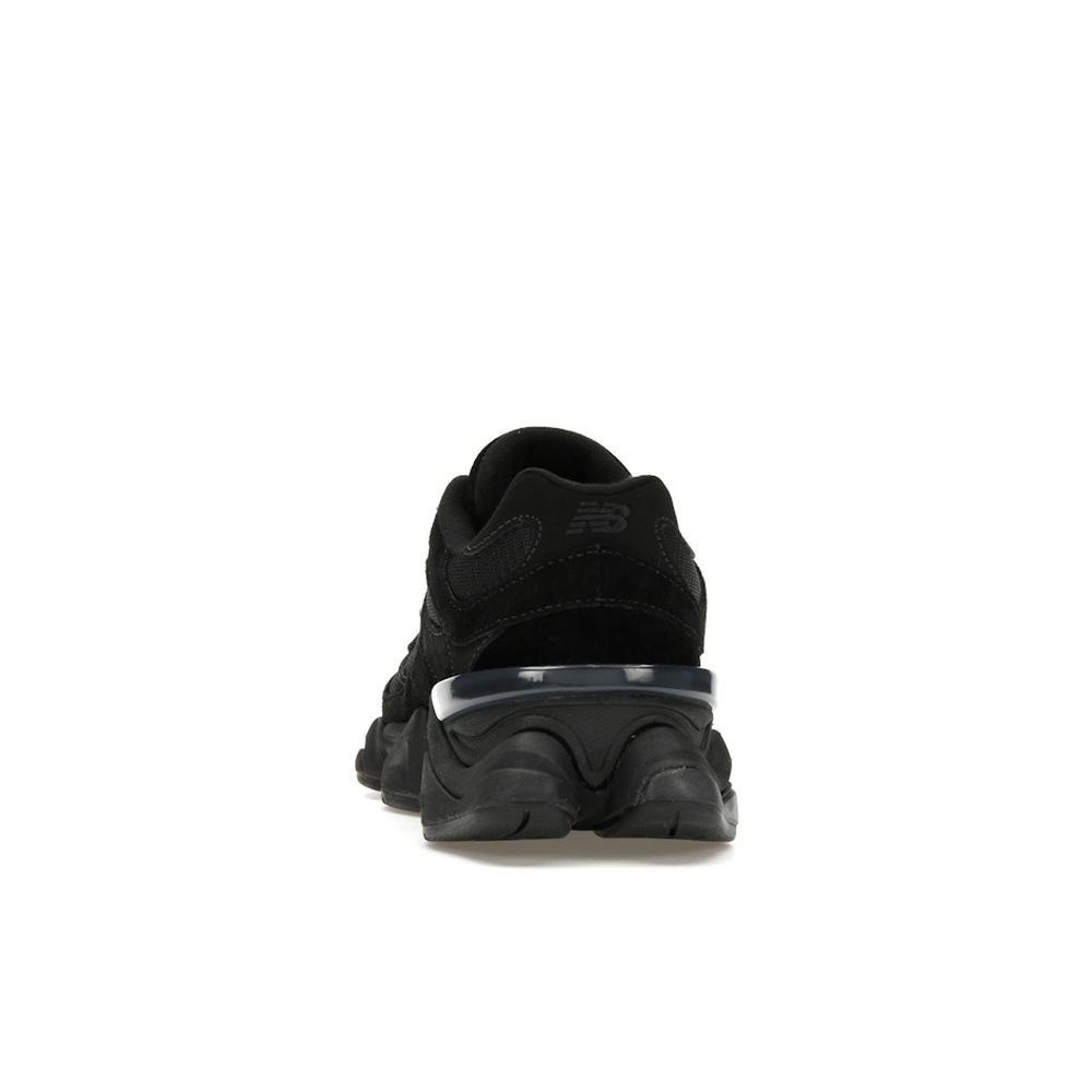 New Balance 9060 Triple Black