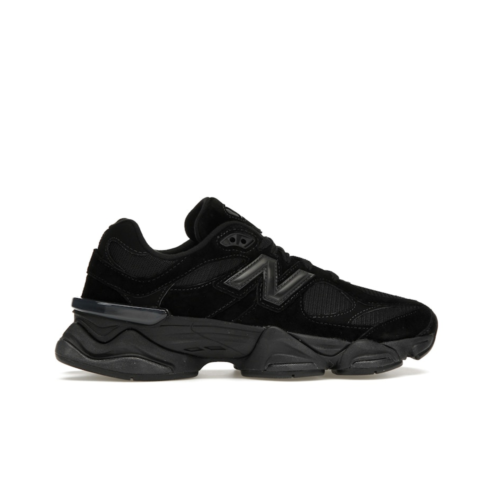 New Balance 9060 Triple Black