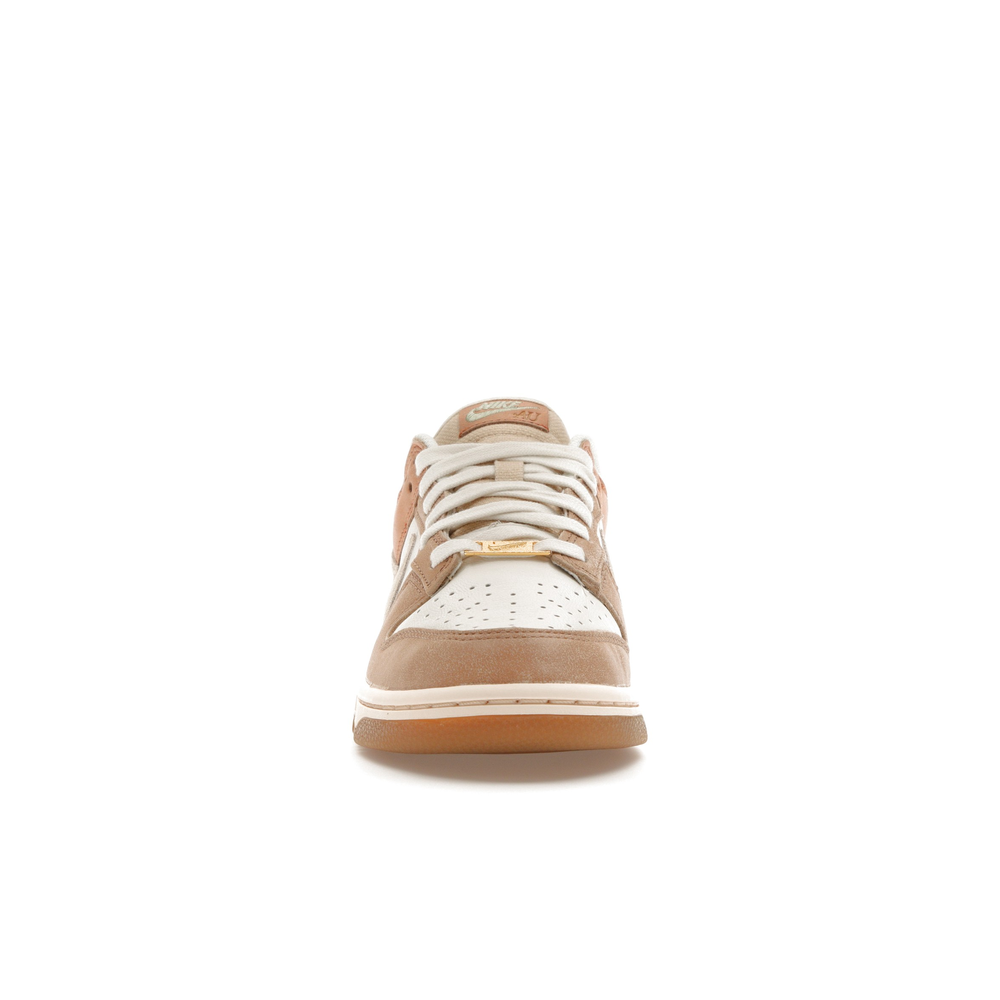 Dunk Low SE Australia (W)