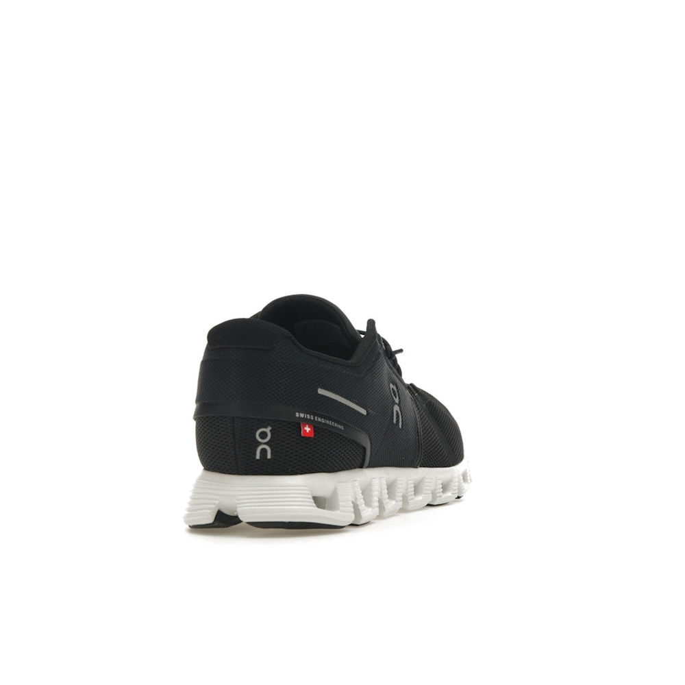 On Running Cloud 5 Black White