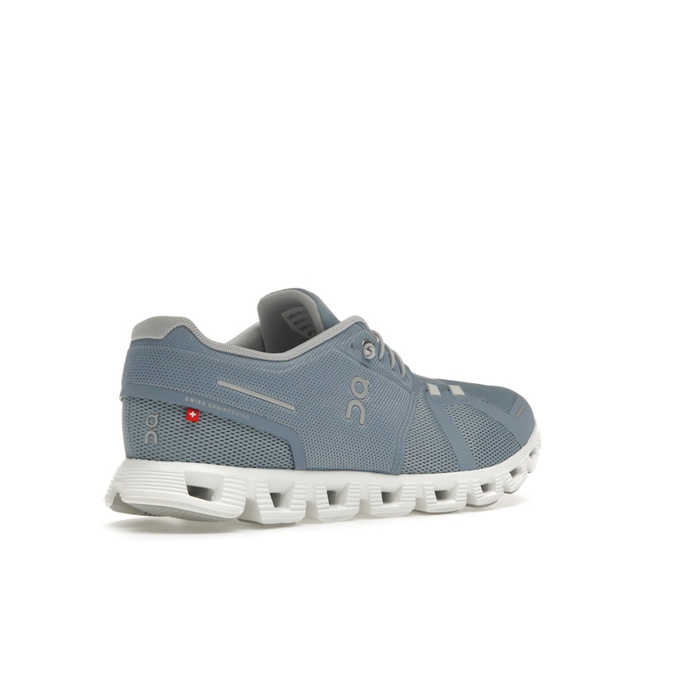 On Running Cloud 5 Chambray White