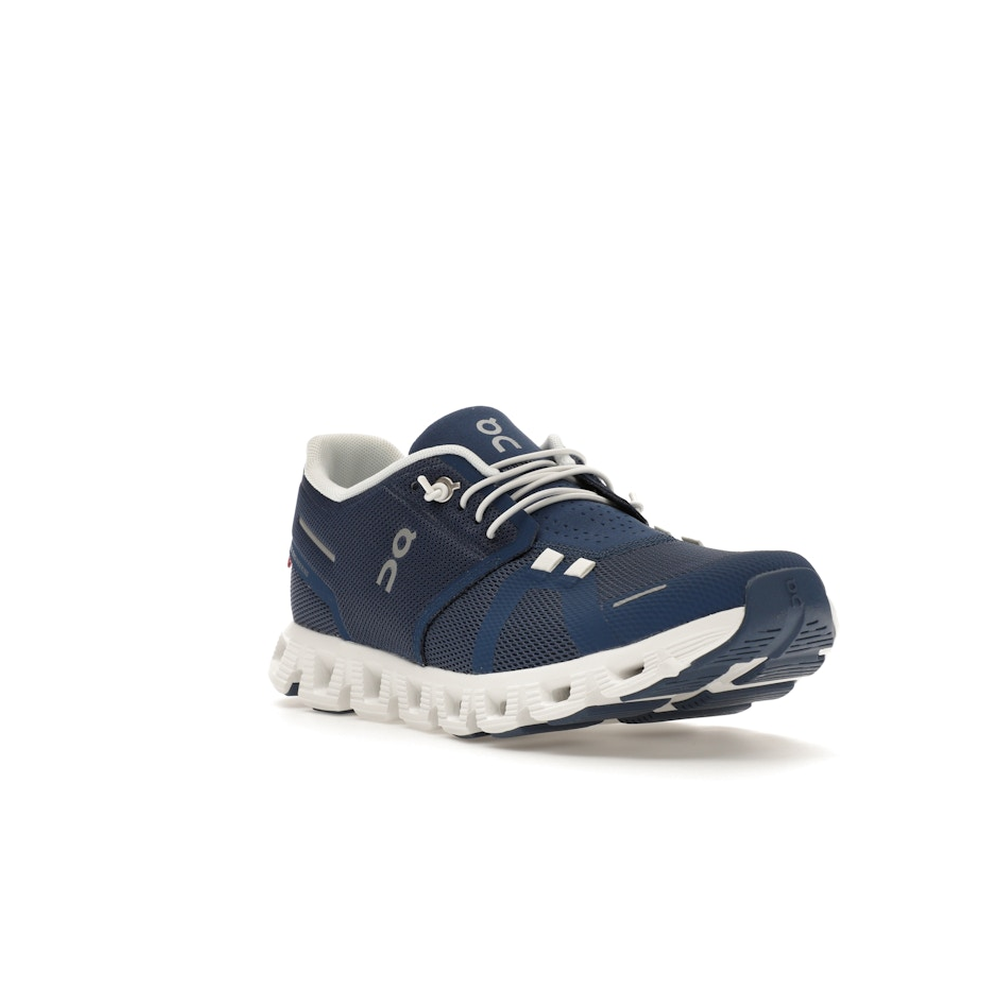 On Running Cloud 5 Denim White (W)
