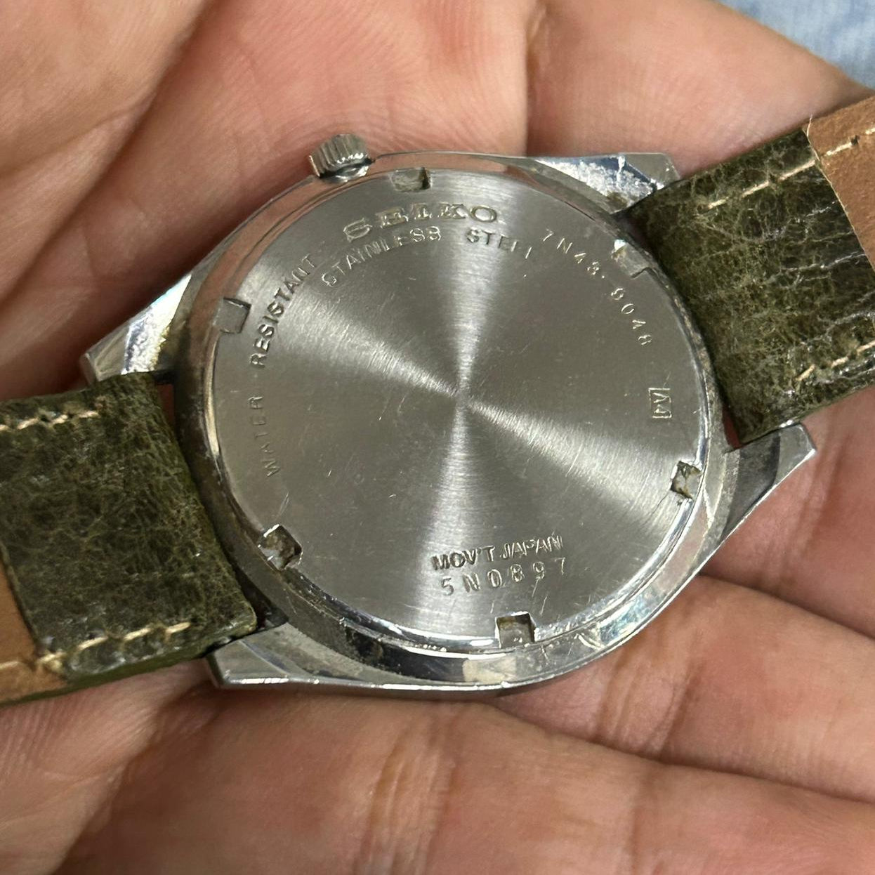 Seiko Vintage Quartz White Dial Day Date
