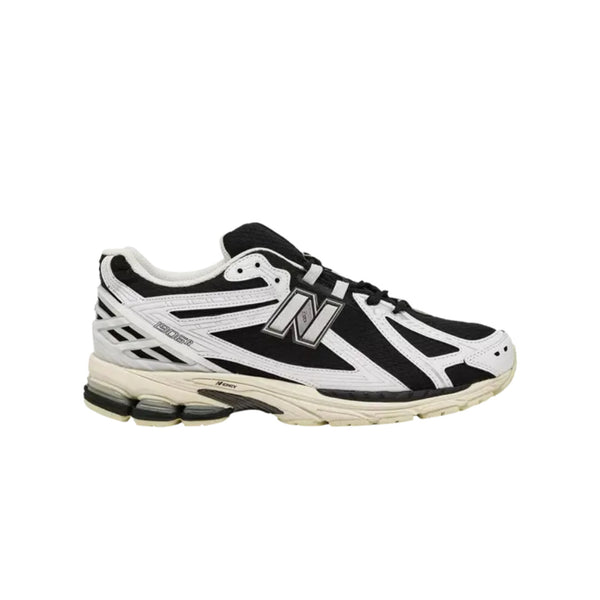 New Balance 1906R White Black Metallic