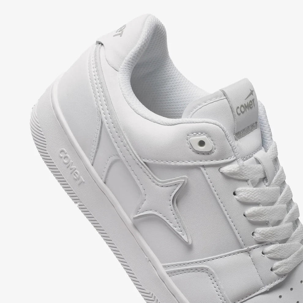 Comet X Lows Light