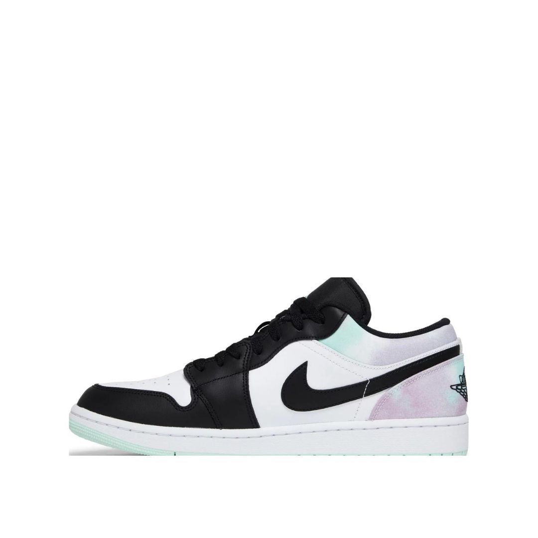 Alternate side view of Air Jordan 1 Low SE 'Tie Dye'