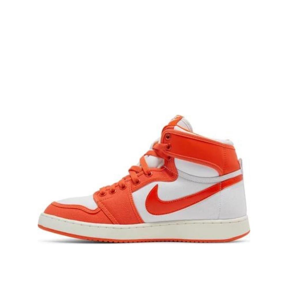 Side view of Air Jordan 1 KO Syracuse leftside