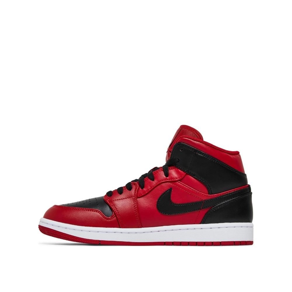 Alternate side view of Air Jordan 1 Mid Reverse Bred
