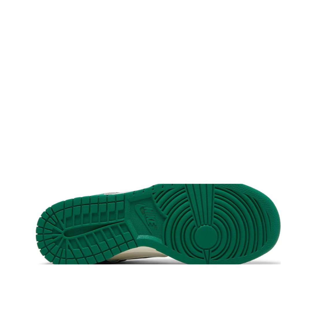 bottom view of Nike Dunk Low SE 'Lottery Pack - Malachite'