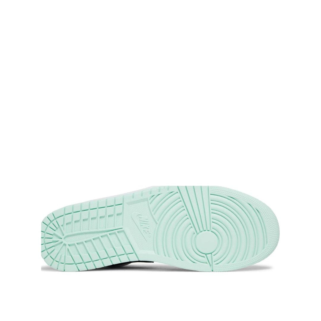 Bottom sole view of Air Jordan 1 Low SE 'Tie Dye'