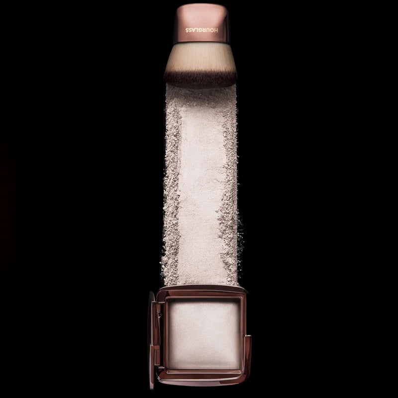 Hourglass Ambient Lighting Finishing Powder (0.35 oz) - Ethereal Light