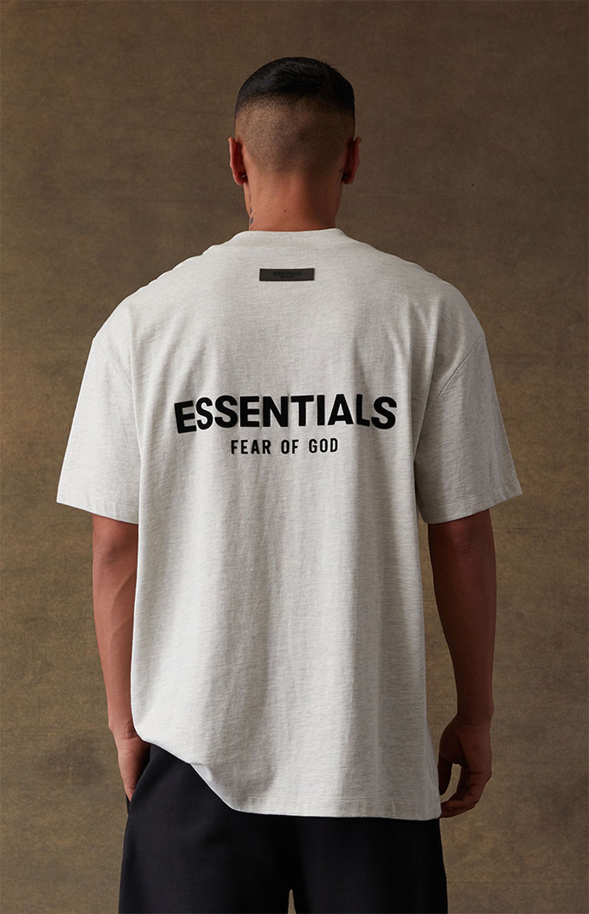 Fear of God Essentials T-Shirt SS22 Light Oatmeal