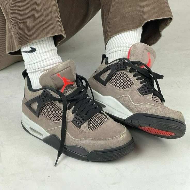 Air Jordan 4 Retro Taupe Haze | 10 Hills Studio