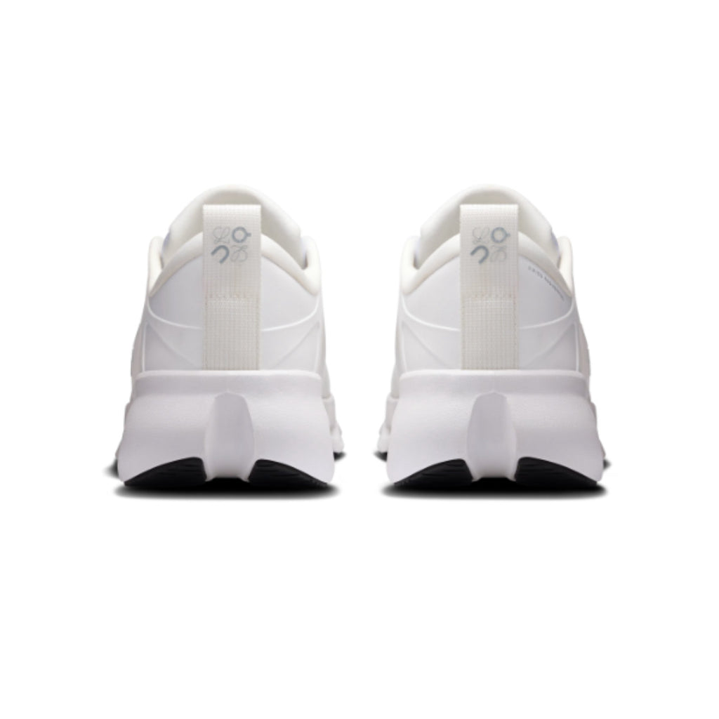 ON Running Cloudsolo LOEWE White Light Grey
