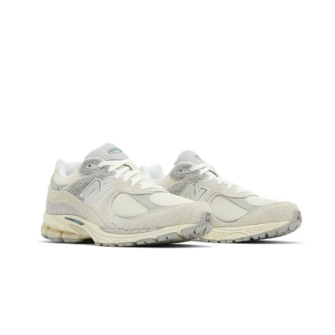 New Balance 2002R Linen
