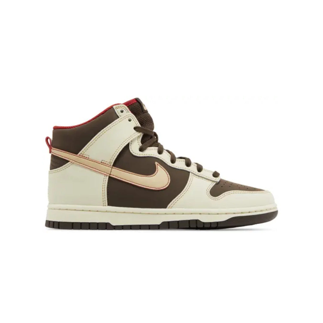 Nike Dunk High SE Baroque Brown