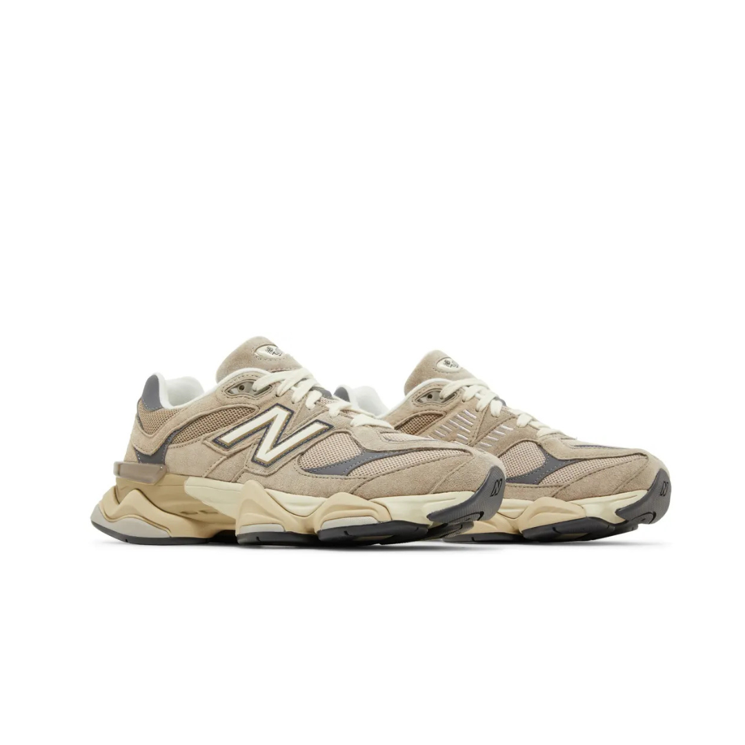 New Balance 9060 Driftwood Castlerock