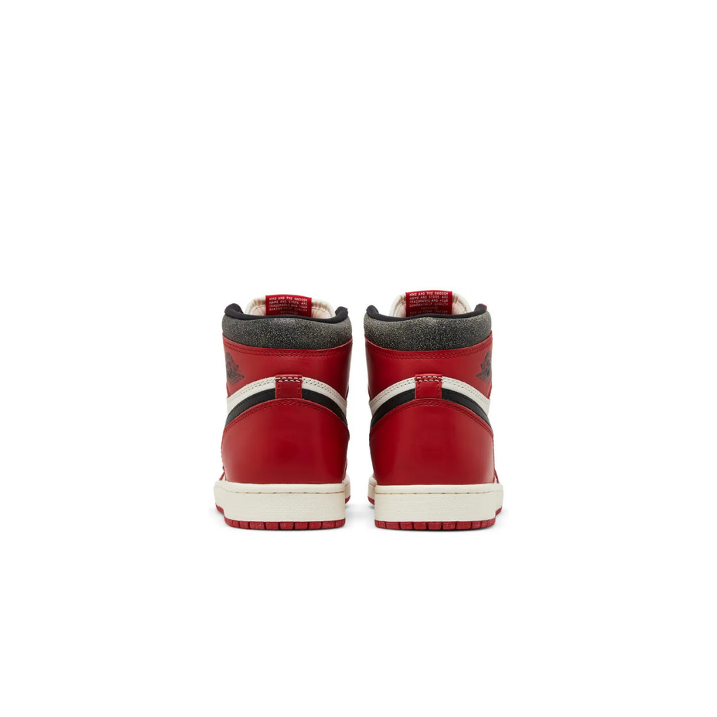 Air Jordan 1 Retro High OG 'Chicago Lost & Found' (The Vault)