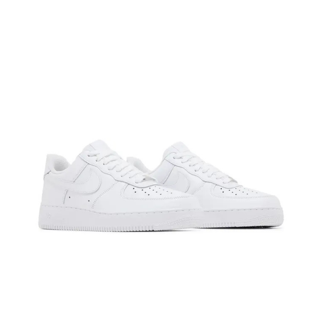 Air Force 1 Triple White (The Vault)
