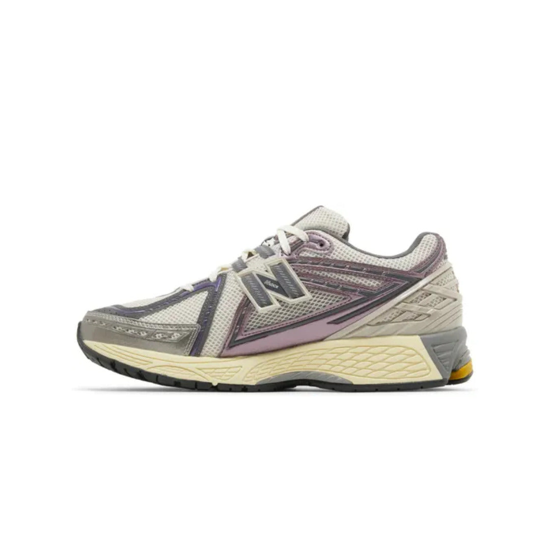New Balance 1906R Licorice