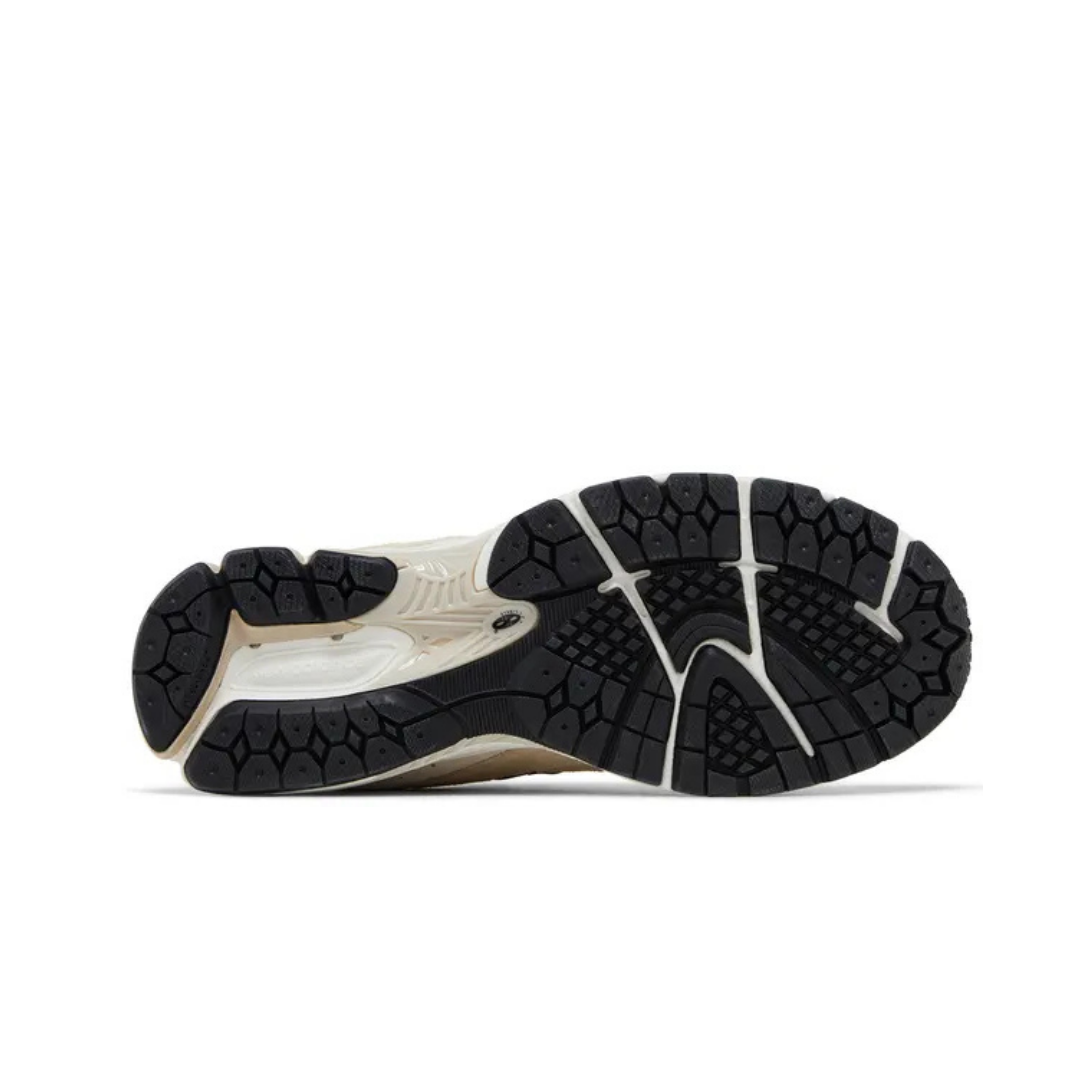 New Balance 2002R Sandstone Magnet