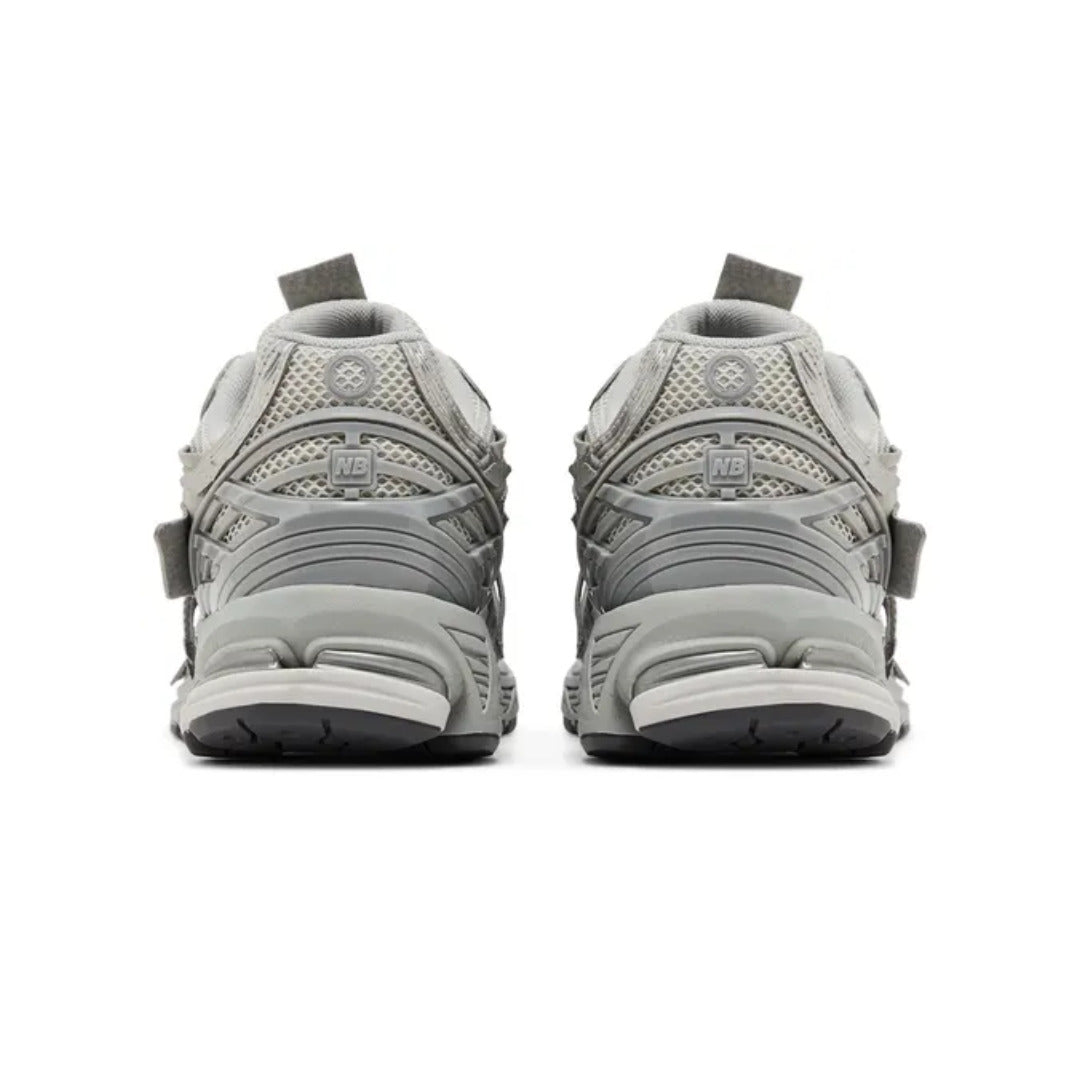 New Balance 1906A Concrete Silver Metallic