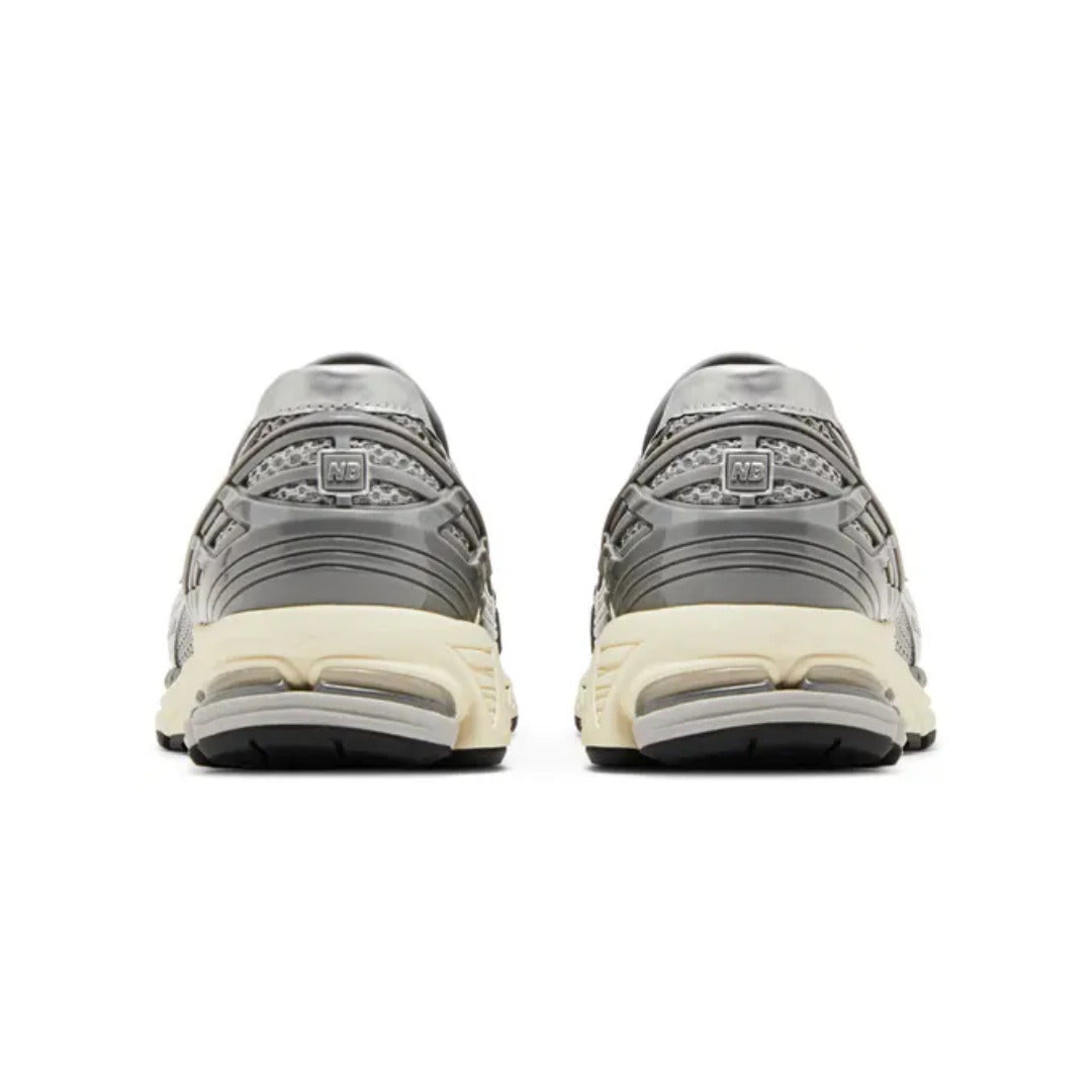 New Balance 1906L Metallic Silver