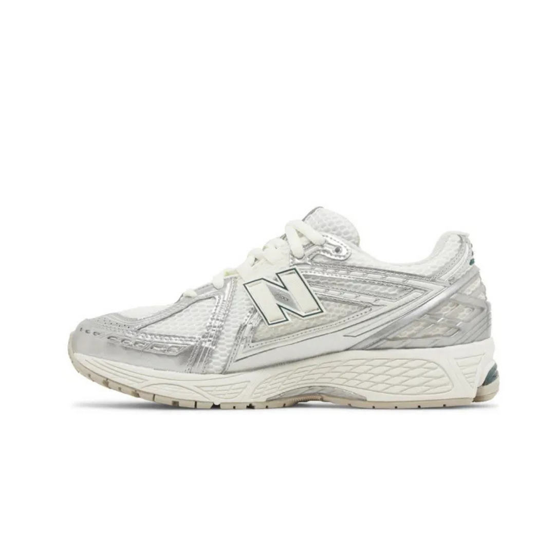 New Balance	1906R Silver Metallic Cream
