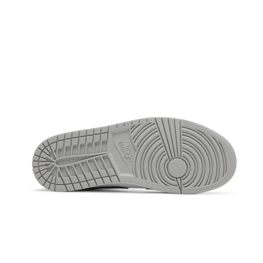 Air Jordan 1 Mid 'Light Smoke Grey'